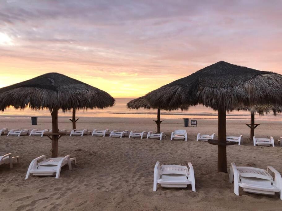Princesa Resort D108*Sandy Beach*Ground Floor*Huge Rocky Point Exterior photo